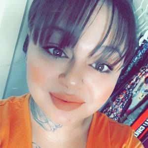 Meet your Posher, Valeria